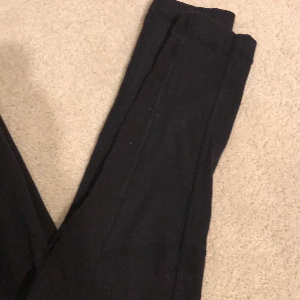 Lululemon Zipper Track Pant With Ribbed Fabric! - image 3